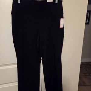 NWT Livi (Lane Bryant) Active Black Yoga Pants 14/16 S